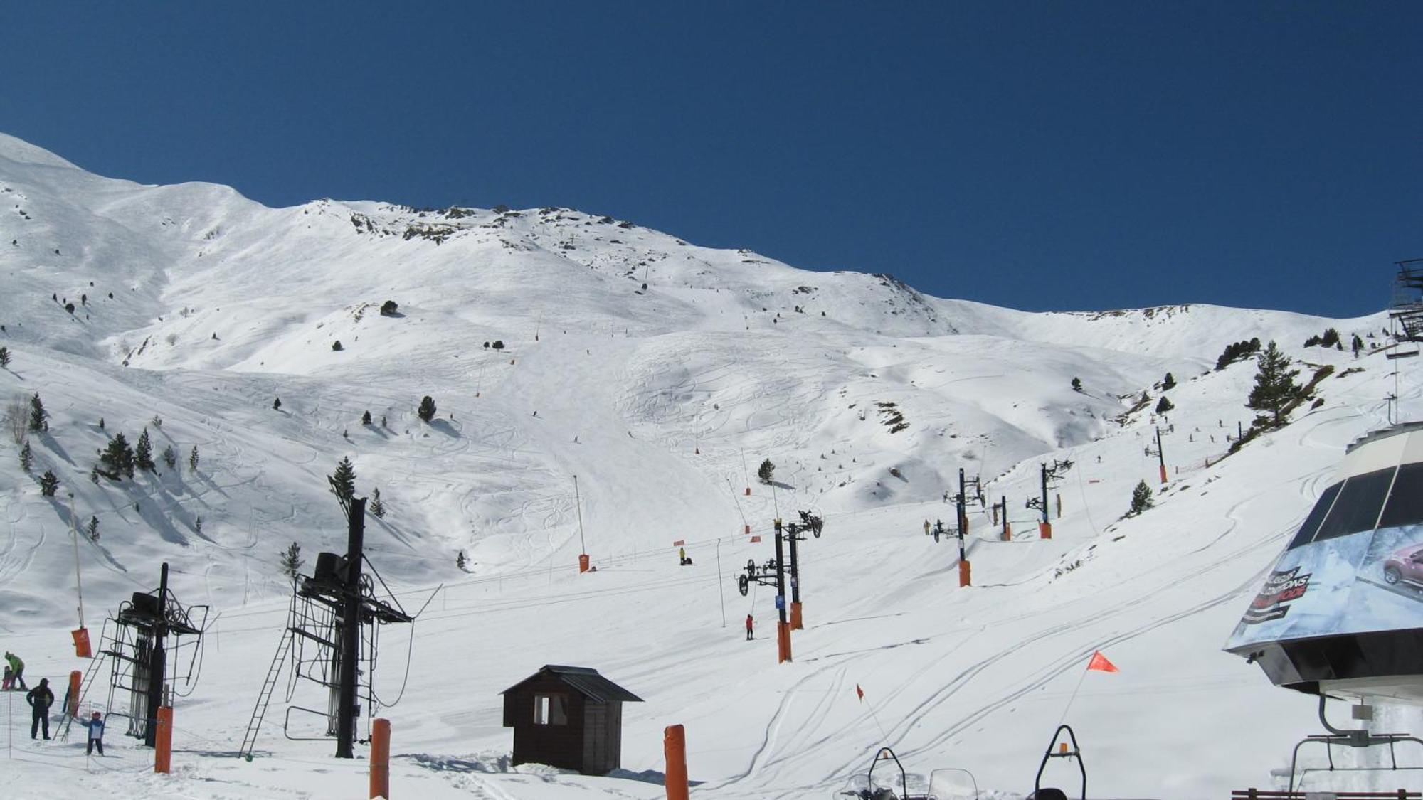 Hotel Aragueells Benasque Exteriör bild